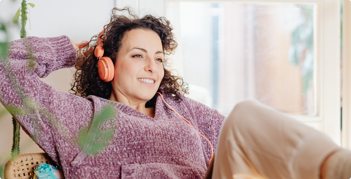 Wie funktionieren Videodownloader? people enojoying music